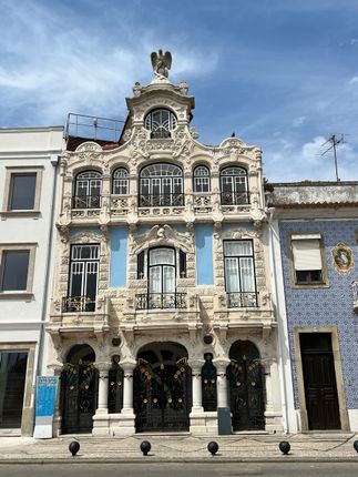 Town house for sale in R. Das Velas 28, 3800 Aveiro, Portugal