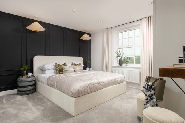 Henleygate_Holden_Principalbedroom