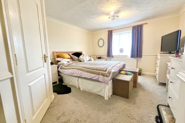 32, Lovage Road, Fareham photo 3