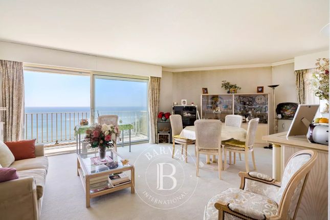 Apartment for sale in Biarritz, 64200, France