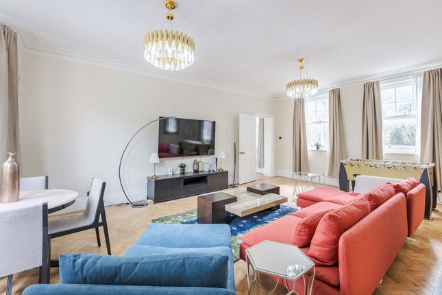 Flat 2, Oakwood Mansions, London photo 4