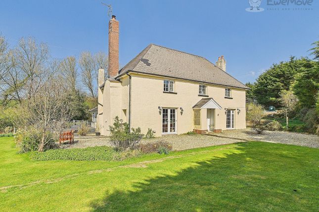 POLLARDS FARM, EXETER ROAD, SOUTH MOLTON photo 2