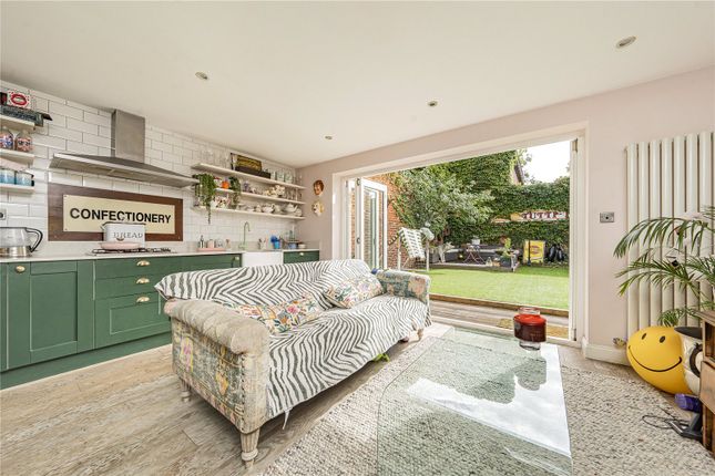 4, Cambridge Road, New Malden photo 4