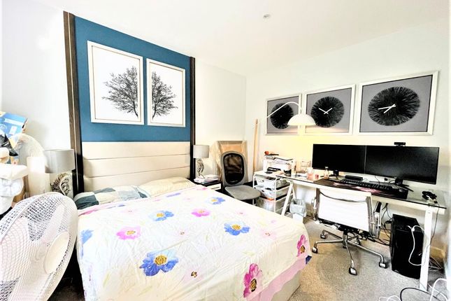 Ottley Drive, Ottley Drive, London photo 2