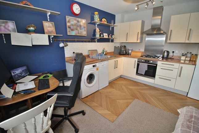 12, Freeley Road, Havant photo 4