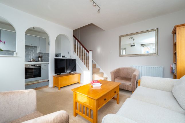 15, Cotswold Way, Worcester Park photo 2