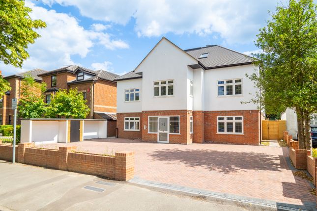 Thumbnail Flat for sale in Grove Road, Sutton