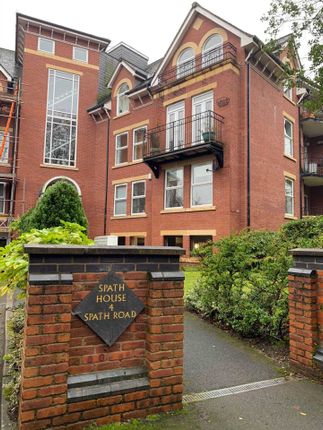 Thumbnail Flat to rent in Spath Road, Didsbury