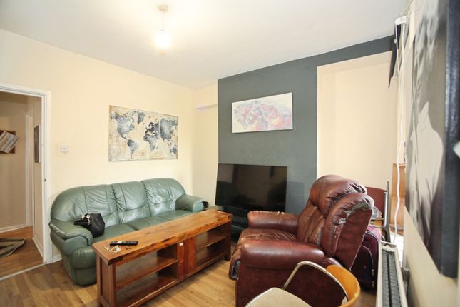 16, Kingsland Terrace, Trefforest photo 3
