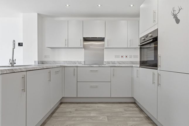 10 Bailey Close, Bishop's Stortford photo 3