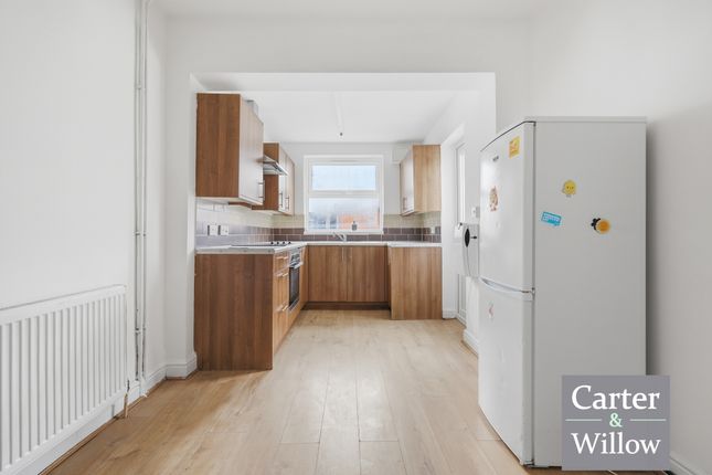 14, Gresham Road, London photo 3