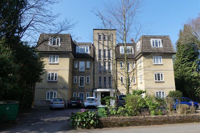 Flat to rent in Hulse Road, Shirley, Southampton