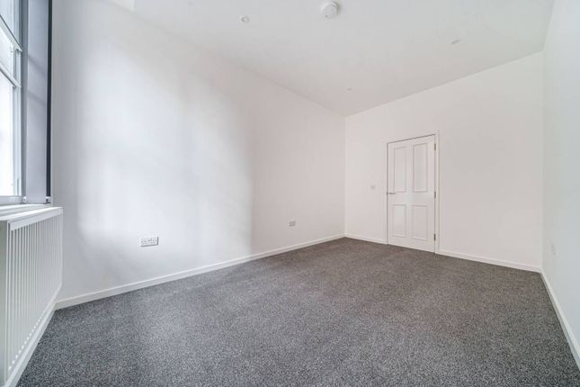 Flat to rent in King Street, Maidstone