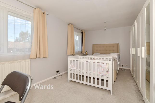 64, Knight Avenue, Canterbury photo 3