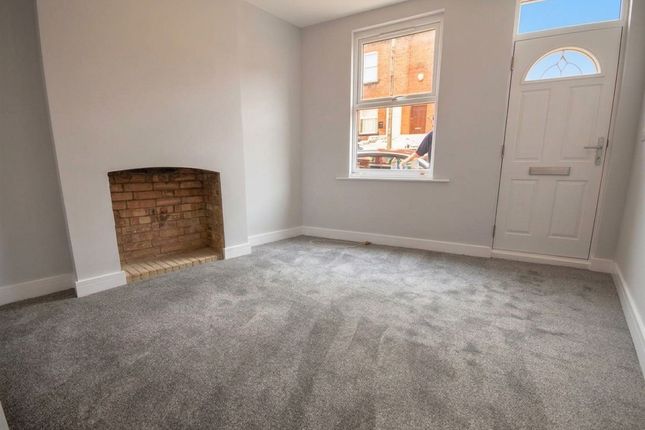 101 Hartley Road, Luton photo 2