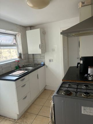 F3, 27 Alfonso Road, Liverpool photo 3