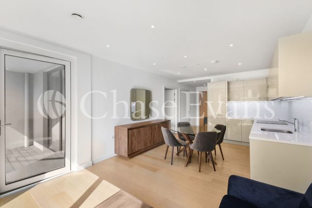 Flat to rent in Baldwin Point, Elephant Park, Elephant And Castle