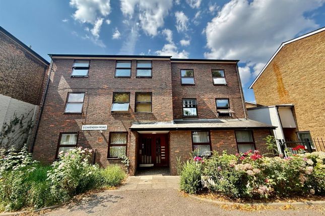Cavendish Road, London photo 5