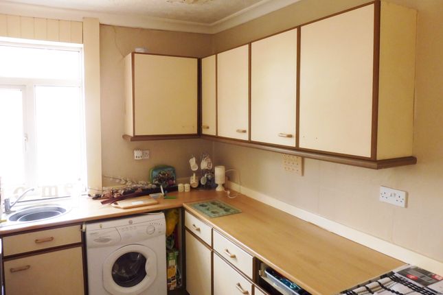 Thumbnail Terraced house for sale in Dearne View, Rotherham