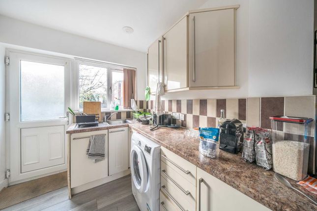 51 GIRDLESTONE ROAD, Headington, Oxford photo 3