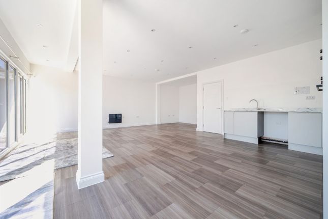 Flat 12, Oceanview Heights, 15, Montague Place, West Sussex photo 3