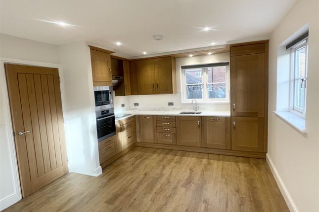 21a, Bridewell Lane, 6A Jubilee Apartments, Tenterden photo 2