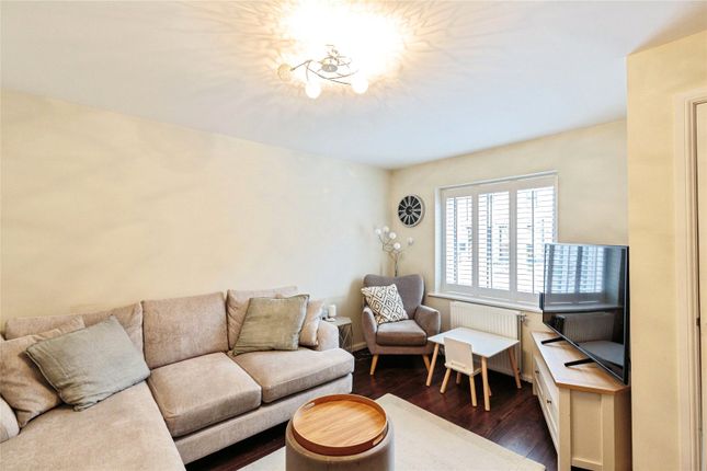 64, Siskin Road, Preston photo 2