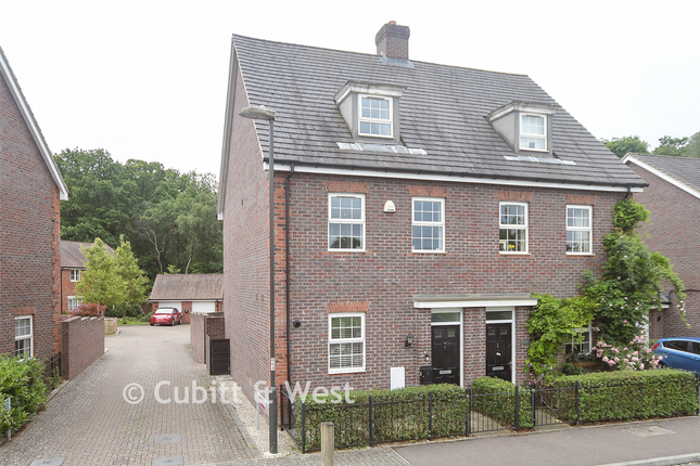 3-bed semi-detached on 77, Somerley Drive, Crawley, £450,000