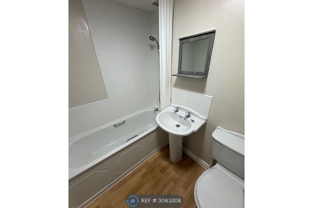 St James Court, Lock Keepers Court, Hull photo 5