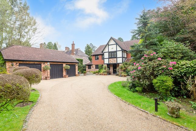 Thumbnail Detached house for sale in Heath Drive, Tadworth