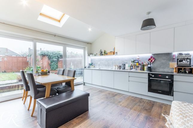 5a Rissington Close, Cheltenham photo 2