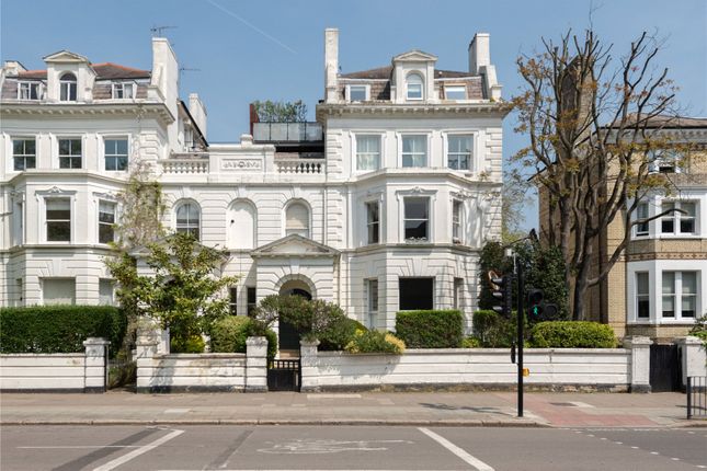 Thumbnail Flat for sale in Rosslyn Hill, London