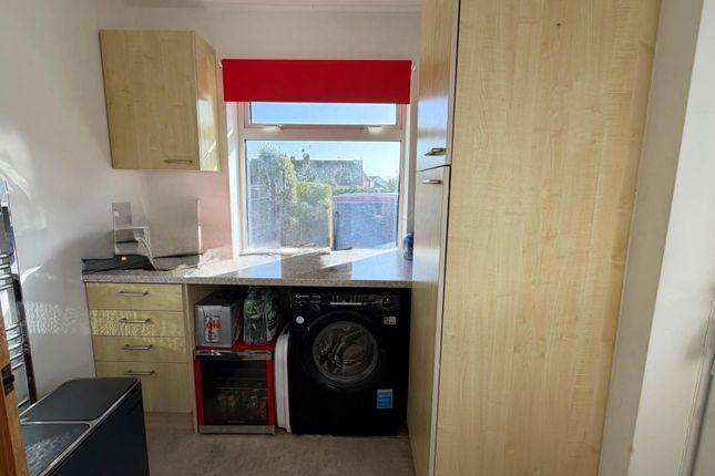 9, Victoria Close, Polegate photo 5