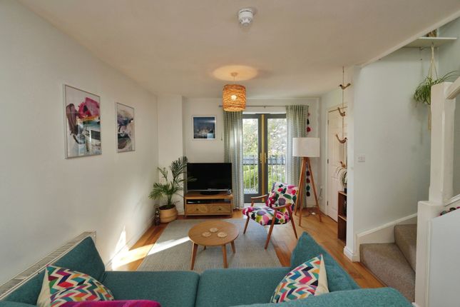 11 Myrtle Court,, Myrtle Street, Avon photo 3