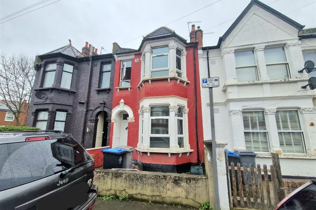 Terraced house for sale in Oldfield Road, London