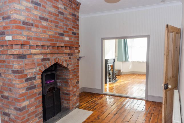 3, Cheverton Avenue, WITHERNSEA photo 2