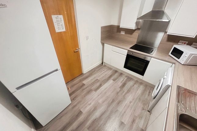 35, Phoenix Court, 133, Rockingham Street, Sheffield photo 3