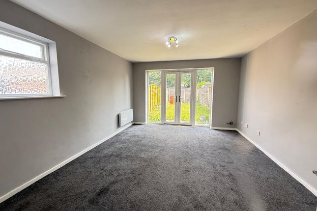 6, Bloxwich Road South, Willenhall photo 3