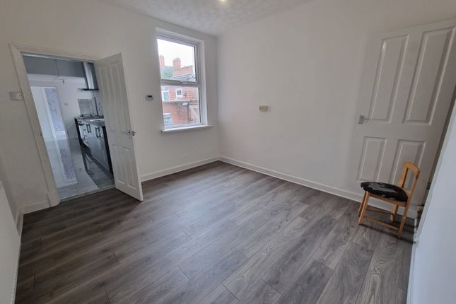 46 Arbour Road, Leicester photo 3