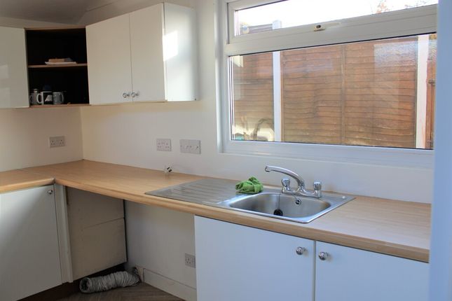 13, Woburn Road, Yeovil photo 2