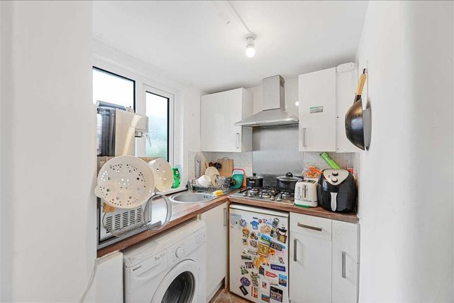4C, Pendennis Road, Streatham photo 4