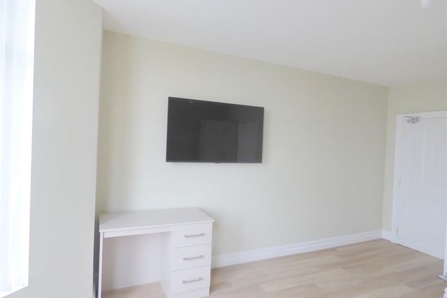 Room 7 60, Church Road, Liverpool photo 3