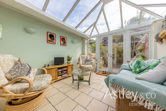5, Oaks Lane, Norwich photo 4