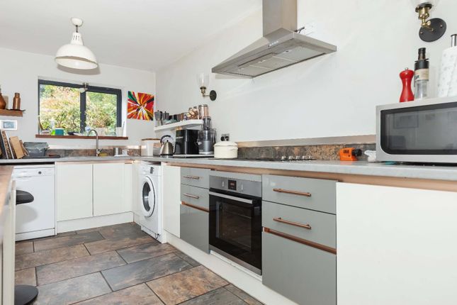132, Carden Avenue, Brighton photo 3