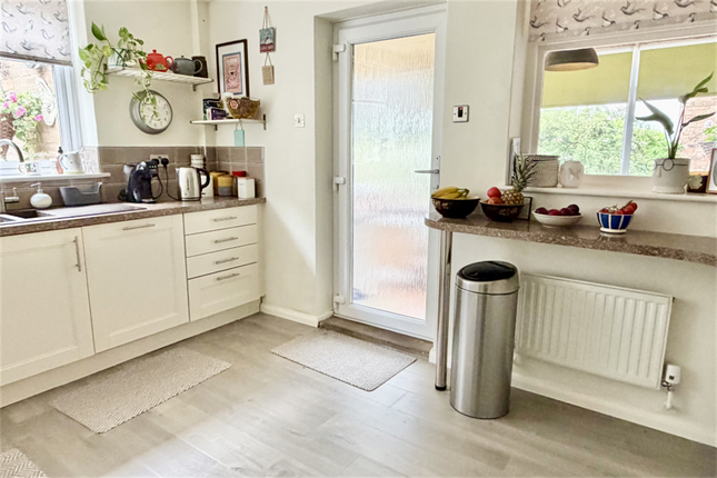 17, Petworth Avenue, Toton, Nottingham photo 4