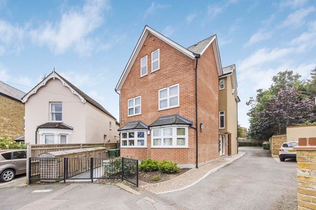 Thumbnail Flat for sale in Ashton Court, Clarence Crescent, Sidcup