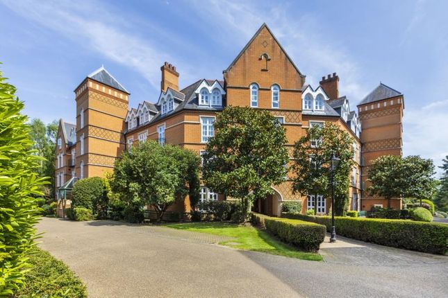 Thumbnail Flat for sale in Holloway Drive, Virginia Water