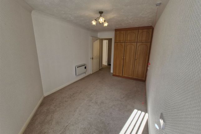 Flat for sale in Westway, Maghull, Liverpool