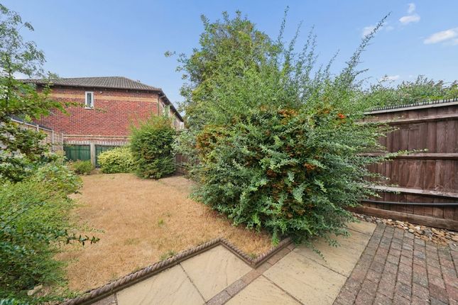 7 Juniper Gardens, Bicester photo 4