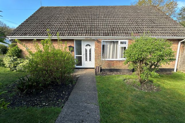 Detached house to rent in Victoria Drive, Blackwater, Camberley
